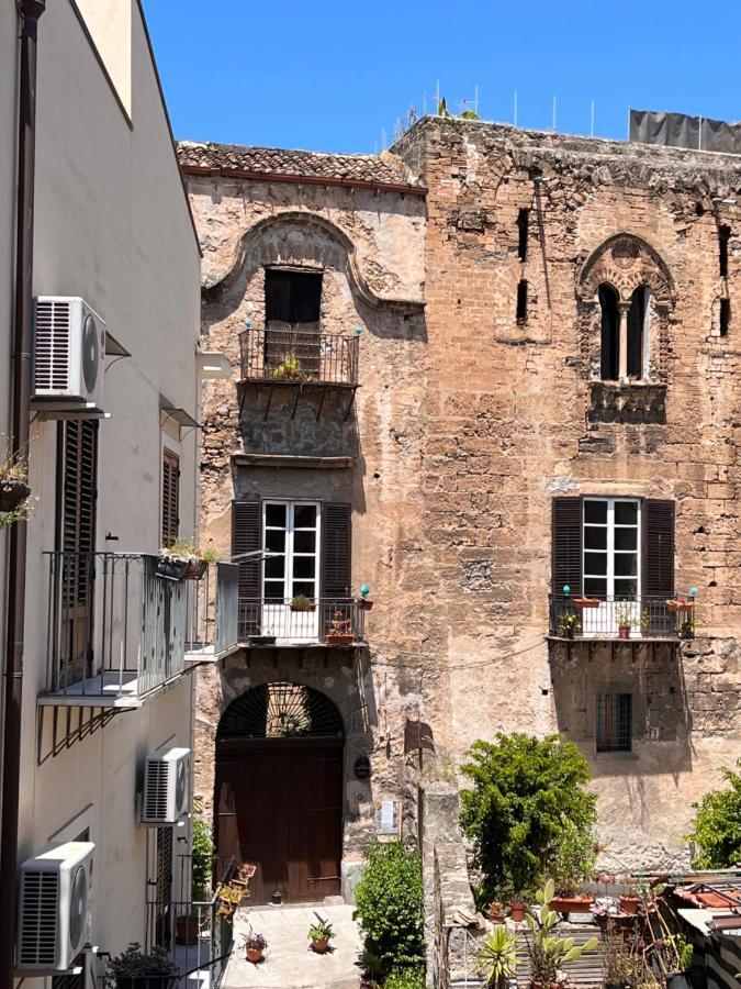 Domus Conte Federico Apartment Palermo Exterior photo